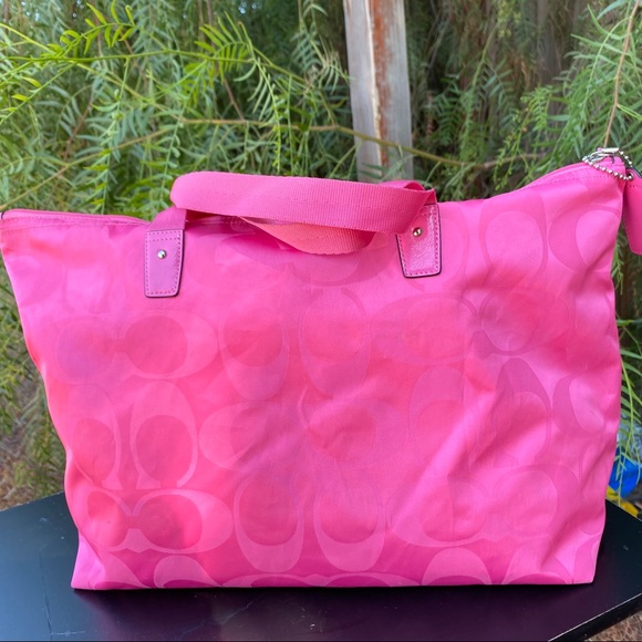 COACH Getaway Signature Nylon Packable Weekender - Picture 2 of 3